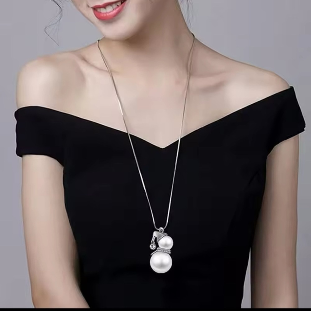 18K Gold & Pearl Snowman With Diamond Accent Pendantt Sweater Necklace - Picture 10 of 11